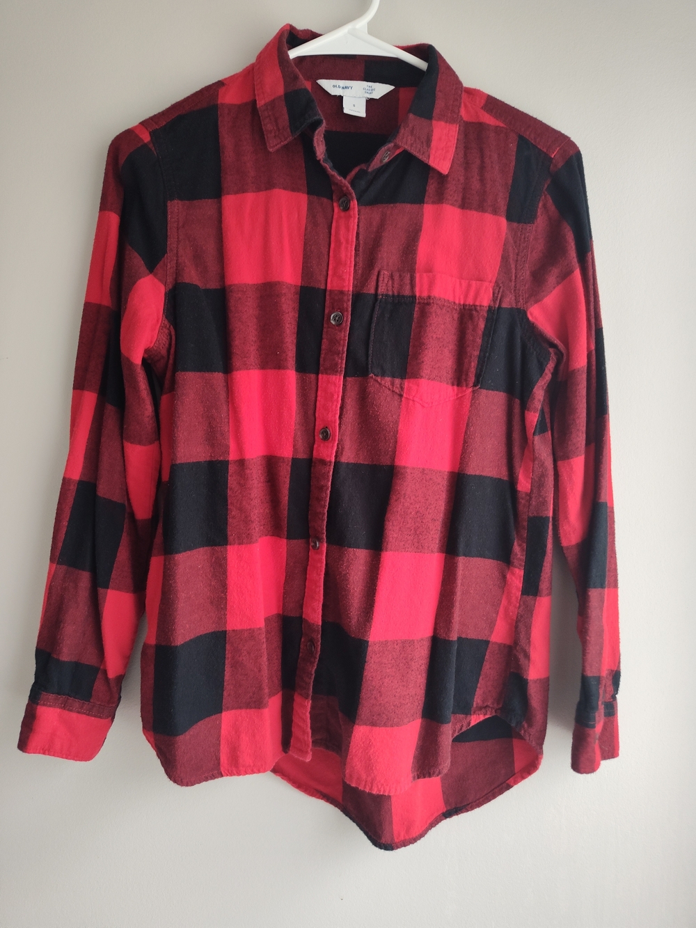 Old Navy Red & Black Buffalo Plaid Button-Up Shirt